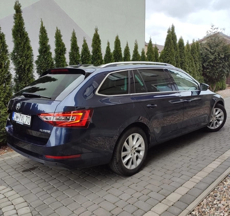 Skoda Superb cena 79900 przebieg: 170000, rok produkcji 2019 z Leśna małe 781